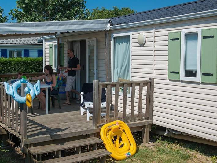 Camping pour 6 personnes, avec sauna ainsi que terrasse et bassin pour enfant aux Les Sables-d'Olonne - 2