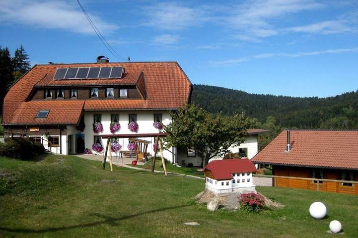 Ferienwohnung für 4 Personen, mit Garten und Balkon - 1