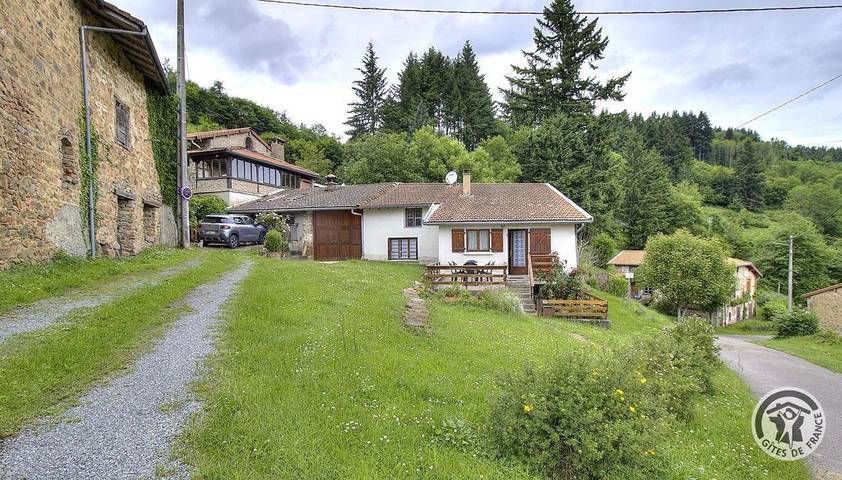 Gîte pour 6 personnes, avec jardin, animaux acceptés à Saint-Appolinaire