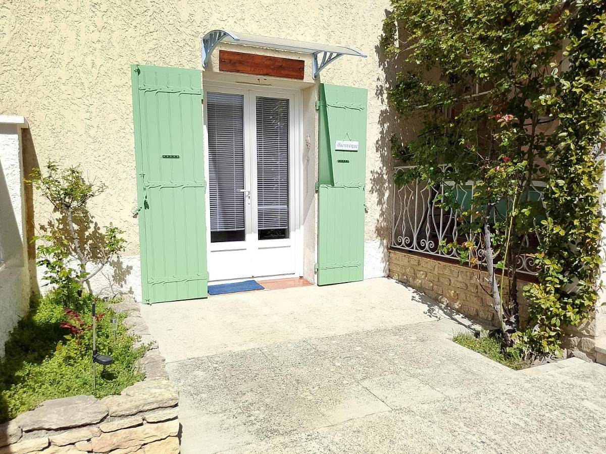 Appartement de vacances entier, Double Room with Private Bathroom in L'Isle-sur-la-Sorgue, Vaucluse