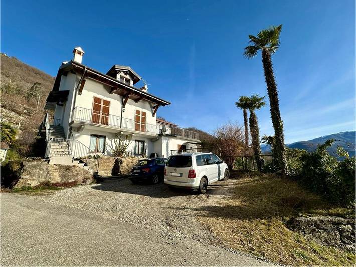 Ferienwohnung für 8 Personen, mit Garten und Ausblick sowie Seeblick, mit Haustier in Comune di Cannobio - 4