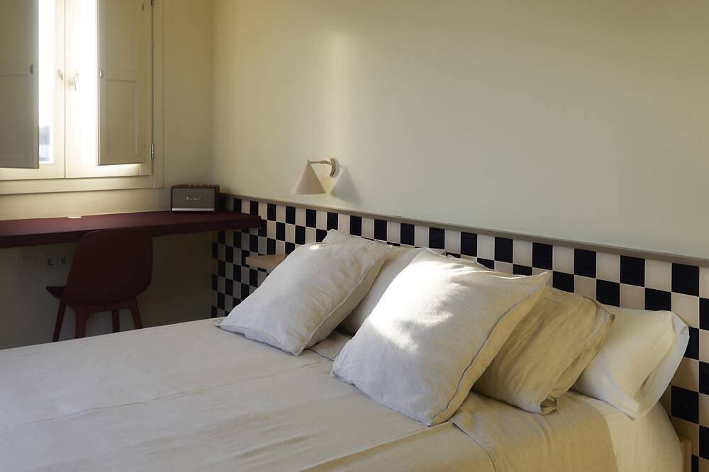 Capricho de Doñana : Squares in El Rocío, Almonte