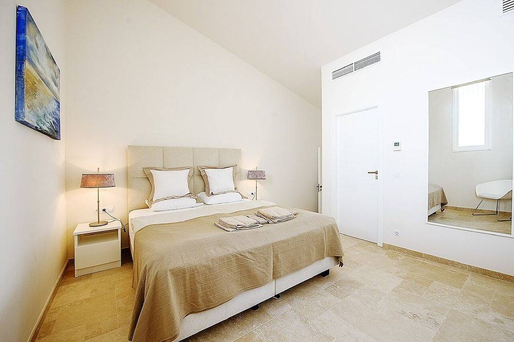 Modern villa with fantastic sea views in Portals Nous in Bendinat, Calvià