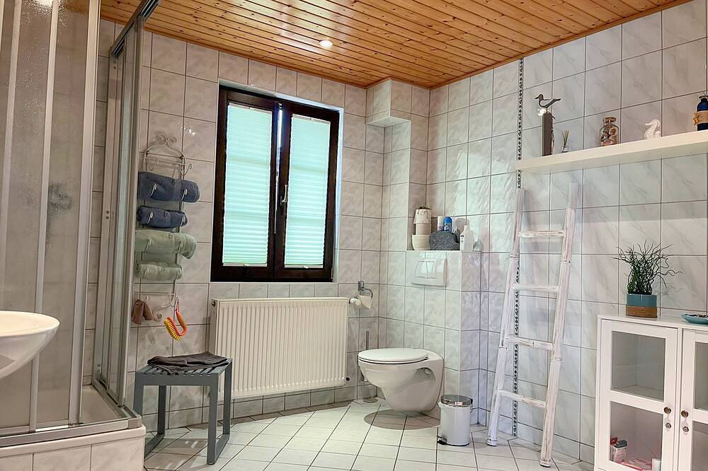 Ganze Wohnung, Ferienwohnung Sperlingslust - Ferienwohnung in Niepars, Stralsund Umland