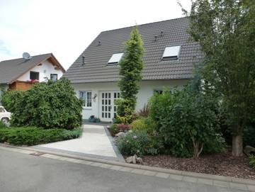 Ferienwohnung für 2 Personen, mit Balkon in Thüringer Kernland