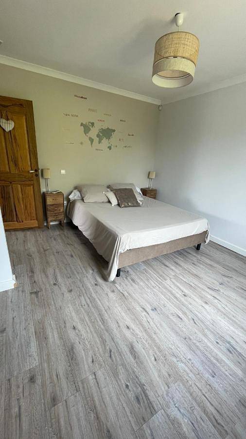 Chambre privée chez l habitant au mas des fontaines in Jonquières-Saint-Vincent, Région de Nîmes