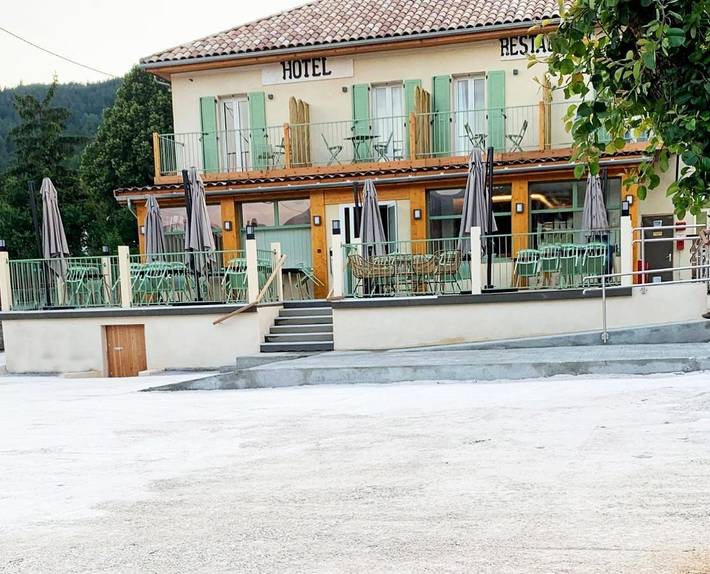 Hôtel pour 4 personnes, avec terrasse