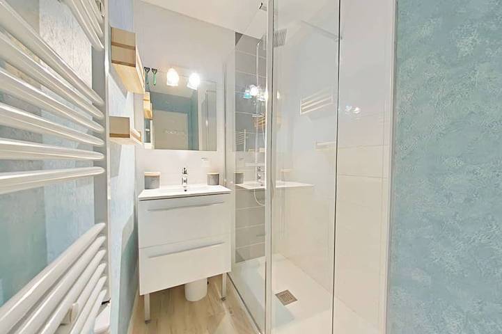 Location de vacances pour 4 personnes, avec piscine et terrasse dans Office De Tourisme De Bretignolles Sur Mer - 4