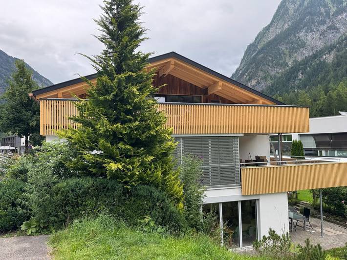 Vacation apartment for 6 people, with Terrace and Yard in Brand