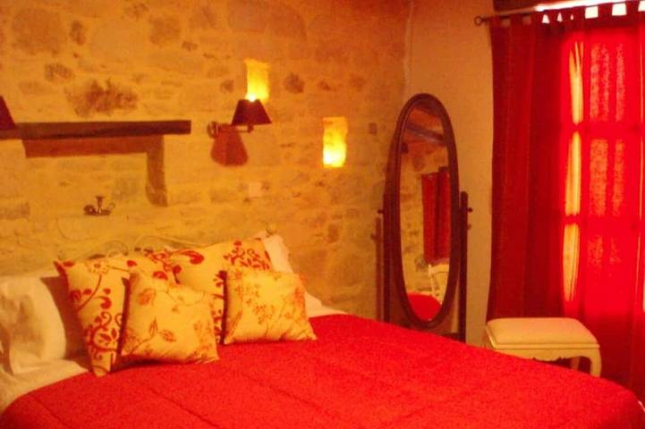 Villa Rhapsody Luxueuse Villa isolée de Rock House avec piscine privée, jardin. in Plataniás, Région de la Canée
