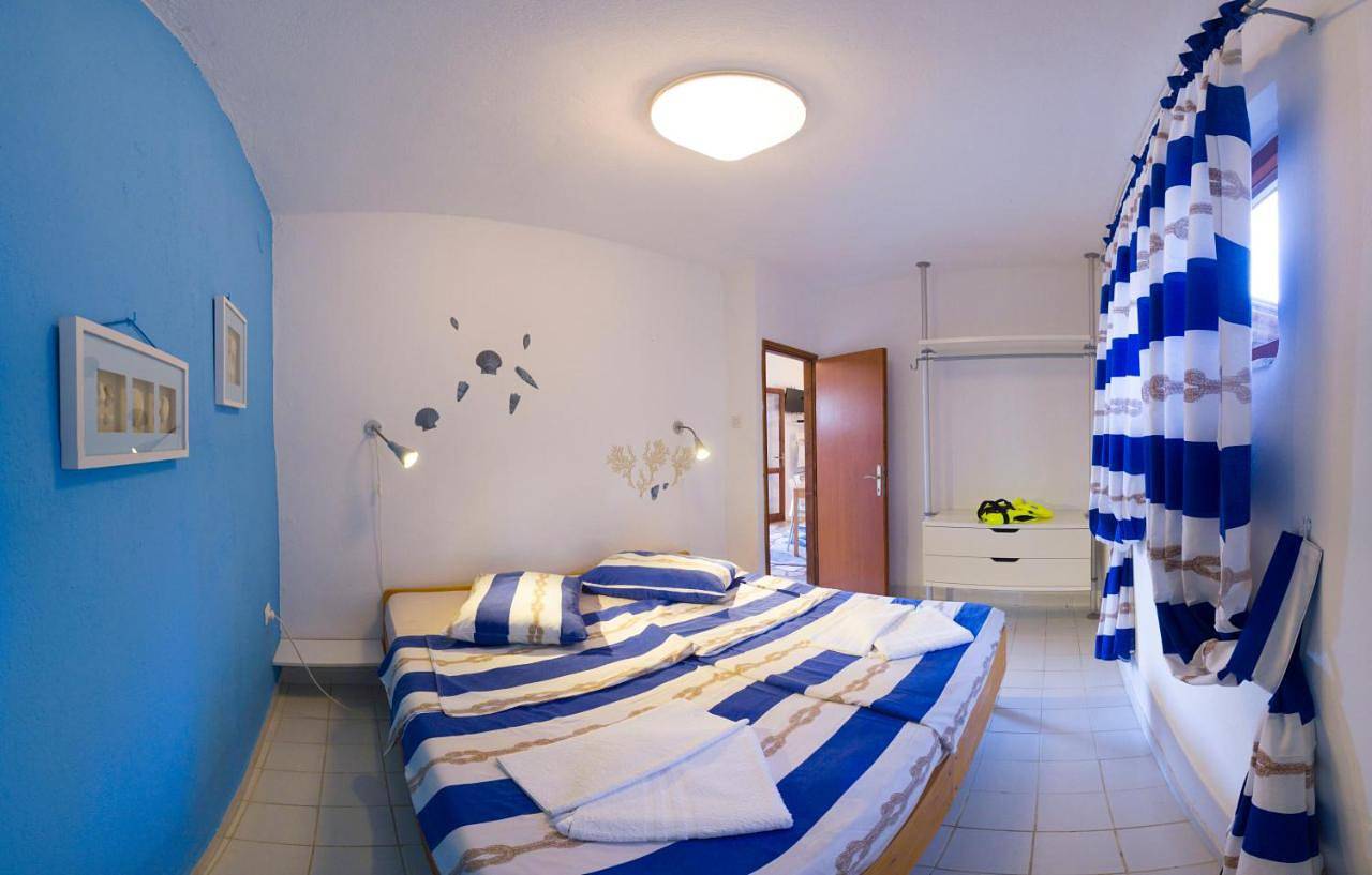 Deluxe Double Room with Balcony and Sea View in Rukavac, Split-Dalmatie