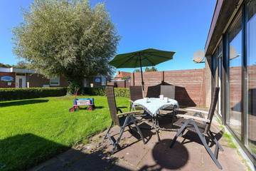 Ferienhaus für 4 Personen, mit Terrasse in Bensersiel
