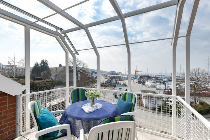 Ferienwohnung für 4 Personen, mit Balkon und Garten in Laboe