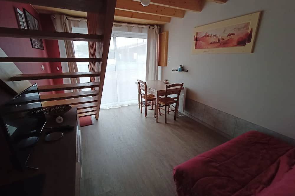 Studio proche de l'océan et des commerces in Givrand, Vallée de la Loire