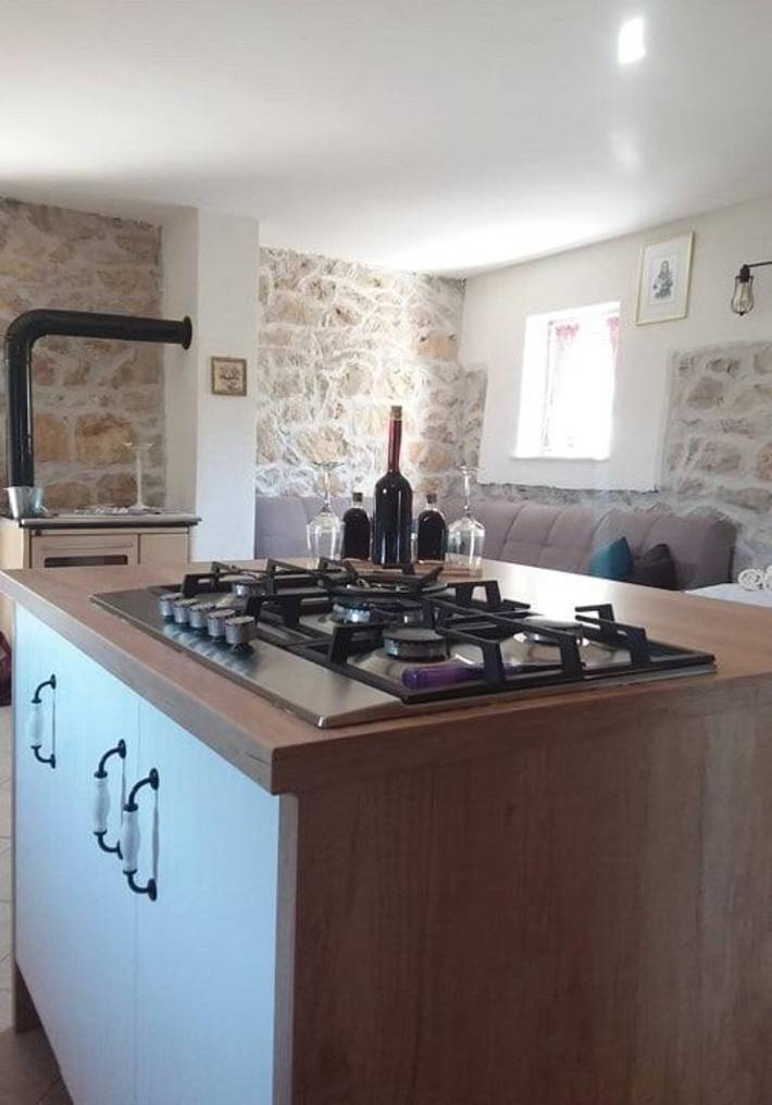 Ferienhaus für 5 Personen mit Garten in Dalmatinisches Zagora