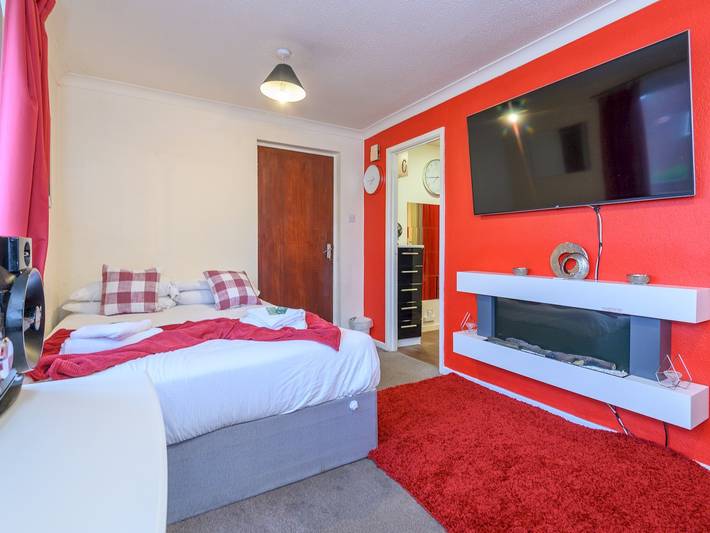 Glamping for 2 people in West Yorkshire