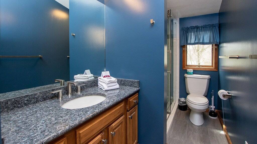 Cabin for 8 Guests in Seneca Lake, Yates County