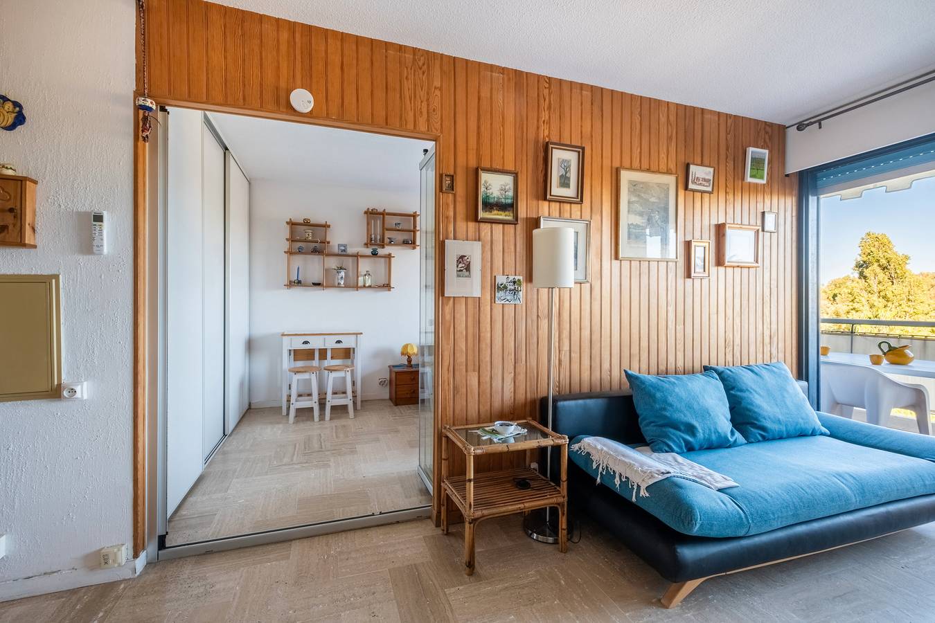 Ganze Wohnung, Apartment 'Pretty Flat in The Sun' mit Bergblick, Gemeinschaftspool und Klimaanlage in Mandelieu-la-Napoule, Massif de l'Esterel