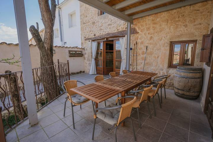 Chalet para 26 personas, con Balcón y Jardín en Provincia de Burgos - 2