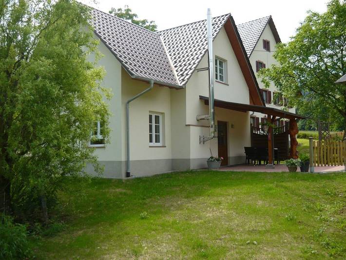 Ganze Wohnung, Ferienwohnung Kapellenhof mit privater Terrasse, Gemeinschaftsgarten und Wi-Fi in Glottertal, Südschwarzwald