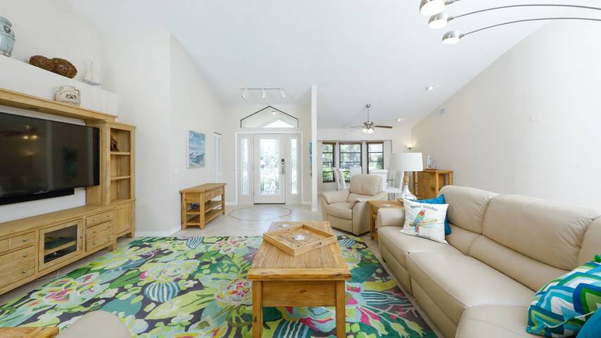 Luxury Villa with Private Pool on Charlotte Harbor, Charlotte County Villa 1006 in Punta Gorda Isles, Punta Gorda