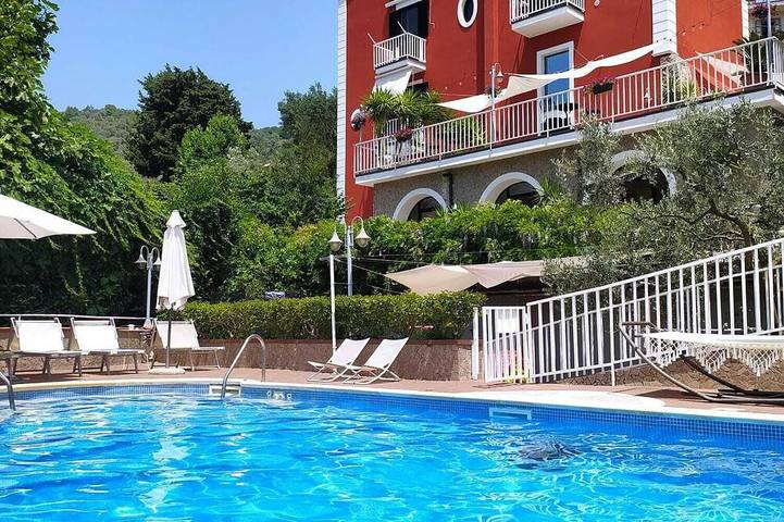 Ferienwohnung für 4 Personen, mit Garten und Pool - 1