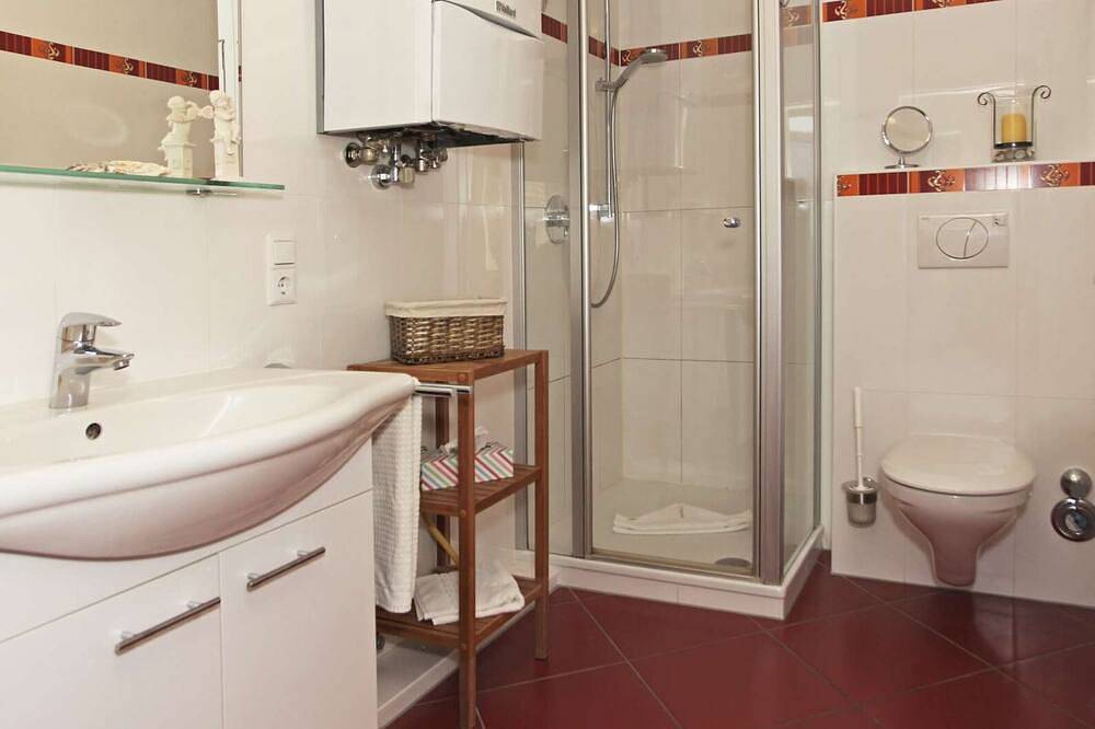 Entire apartment, Family-friendly apartment with balcony on Borkum! in Borkum