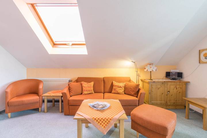 Ferienwohnung für 3 Personen, mit Sauna und Balkon in Bad Hindelang - 2