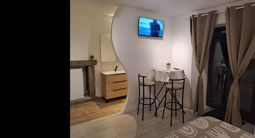 Hôtel pour 2 personnes, avec terrasse et jardin à Yffiniac - 2