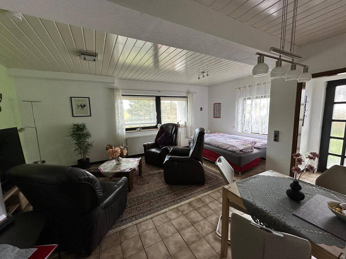 Ganze Wohnung, One-Bedroom Apartment in Wiehl, Oberbergischer Kreis