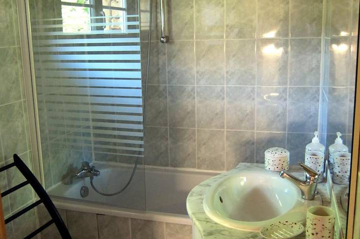 Location de vacances pour 4 personnes, avec terrasse et jardin, animaux acceptés à Coux-et-Bigaroque - 4