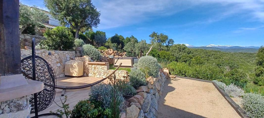 Location de vacances pour 6 personnes, avec piscine, adapté aux familles à Sari-Solenzara - 3