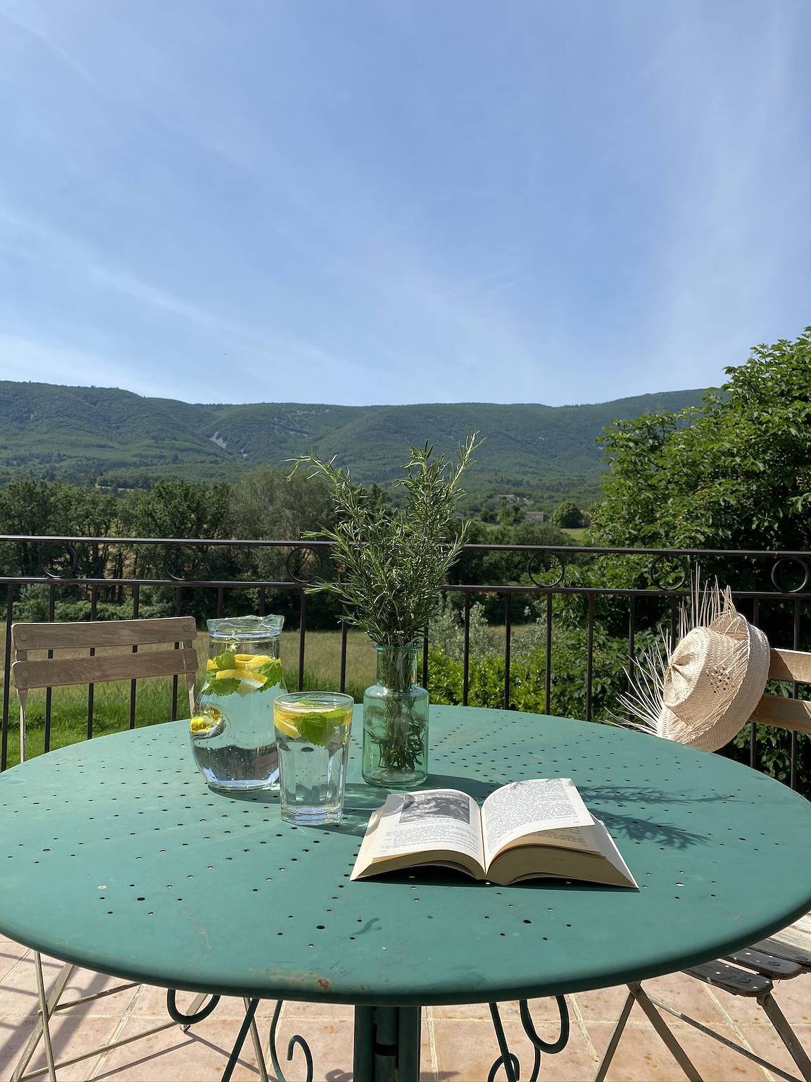 La Bastide 1830- Domaine de la Bastidonne in Céreste, Parc naturel régional du Luberon