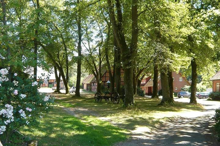 Ferienwohnung für 3 Personen, mit Terrasse und Garten