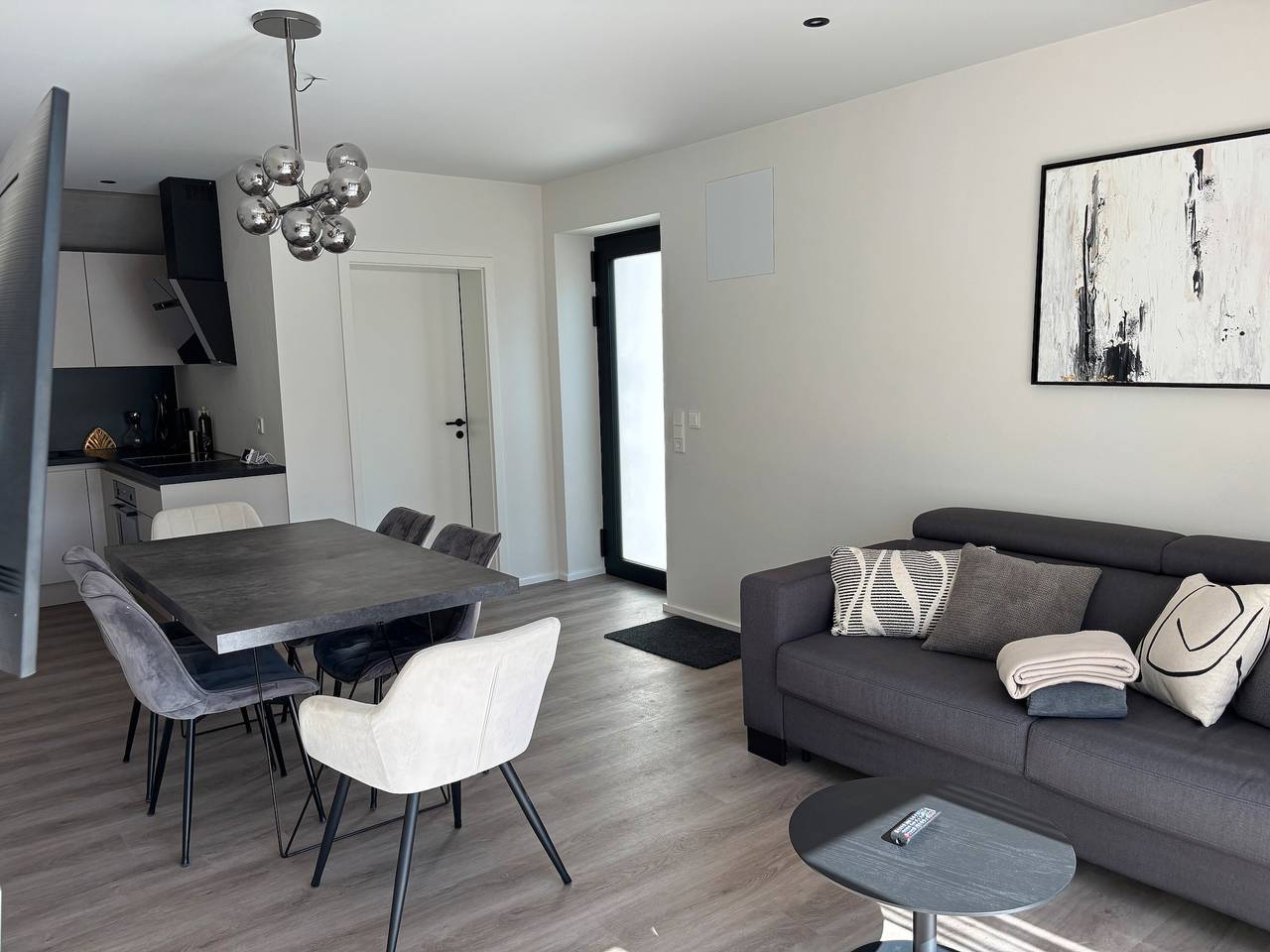 Ganze Wohnung, Moderne Ferienwohnung Ravensburg in Ravensburg, Oberschwaben