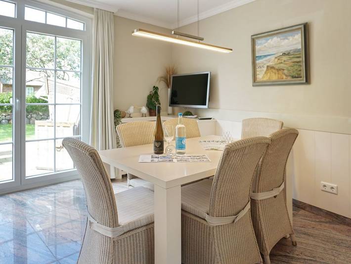 Enen-Neest, App. 2 - Suite Dreams am Dorfteich. Lässige Eleganz. Verträumte, zurückgezogene Lage. in Nordfriesische Inseln (Schleswig-Holstein) (Schleswig-Holstein), Wenningstedt