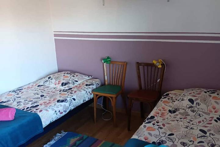 Location de vacances pour 5 personnes, avec jardin dans Saint-Guinoux - 2
