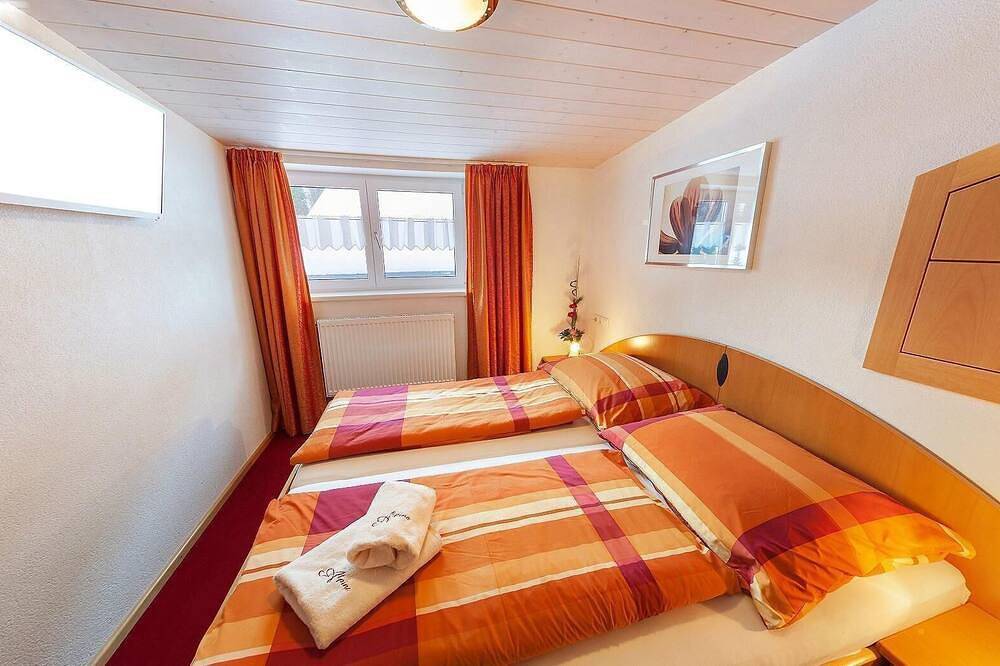 Geheel appartement, Holiday apartment Schröcken for 1 - 8 persons with 4 bedrooms - Holiday apartment in Schröcken, Bregenzerwoud