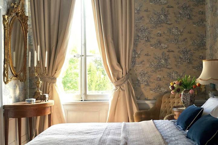 Charming manor house with 2 suites, swimming pool, 15 min from Chenonceau and Beauval in Bourré, Región de Blois