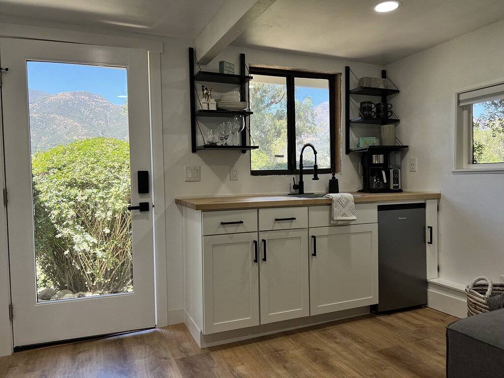 Ganze Wohnung, Mountain Views/Studio in Montecito. 7-10 min to beach or downtown Sb in Montecito, Santa Barbara County