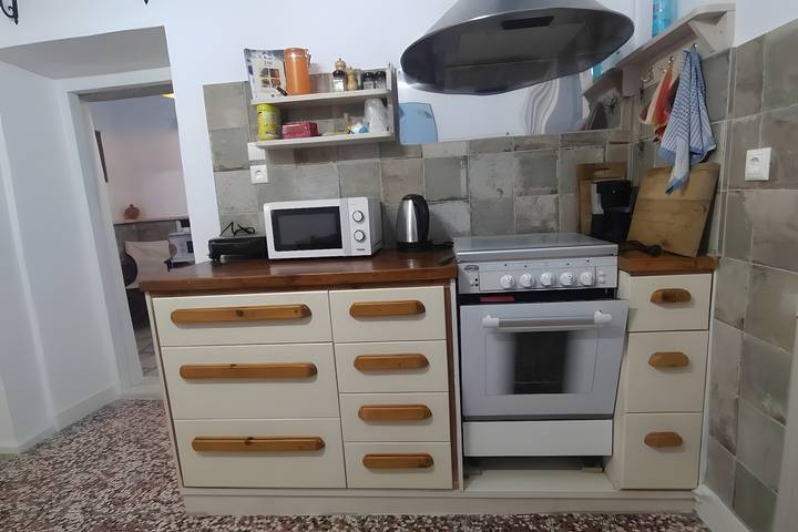 Ganze Wohnung, Chrisi's und Jasmin's Haus – Traditionelles Steinhaus auf Patmos, zentrumsnah in Skala (Patmos), Patmos Stadt