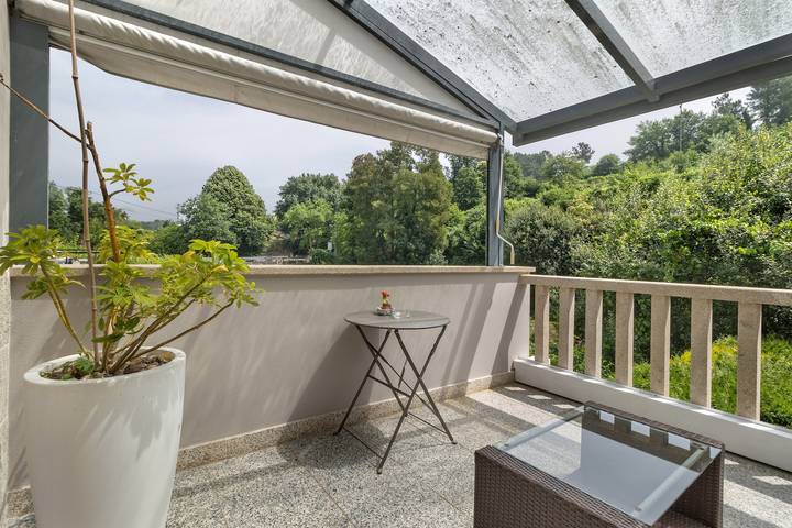 Gîte pour 2 personnes, avec Balcon ainsi que Jardin et Vue sur le lac au Portugal - 2
