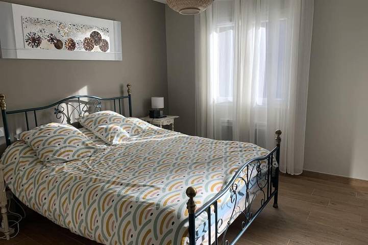 Location de vacances pour 6 personnes, avec terrasse et jardin à Saint-Jean-du-Bruel - 3
