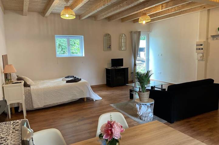 Gîte pour 2 personnes, avec jardin et terrasse à Riedisheim - 2