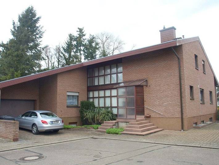 Ferienhaus für 8 Personen, mit Garten und Sauna