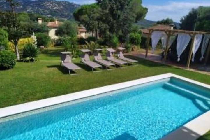 Villa voor 8 personen, with zwembad and tuin as well as balkon in Platja d'Aro