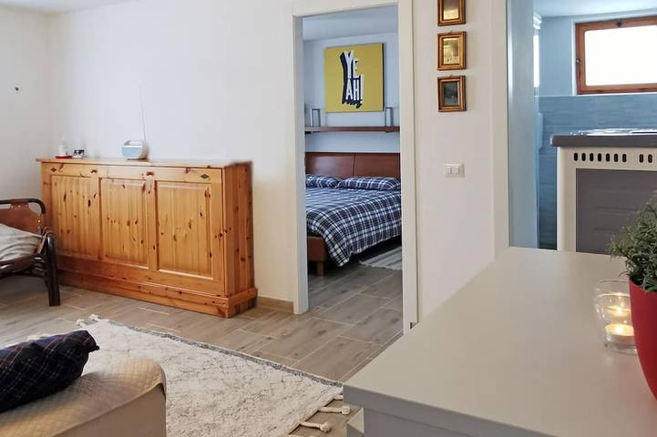 Ganze Wohnung, Casa Polsa \"1964\" - #02 Holiday Home in the mountains in Brentonico, Gardasee-Berge