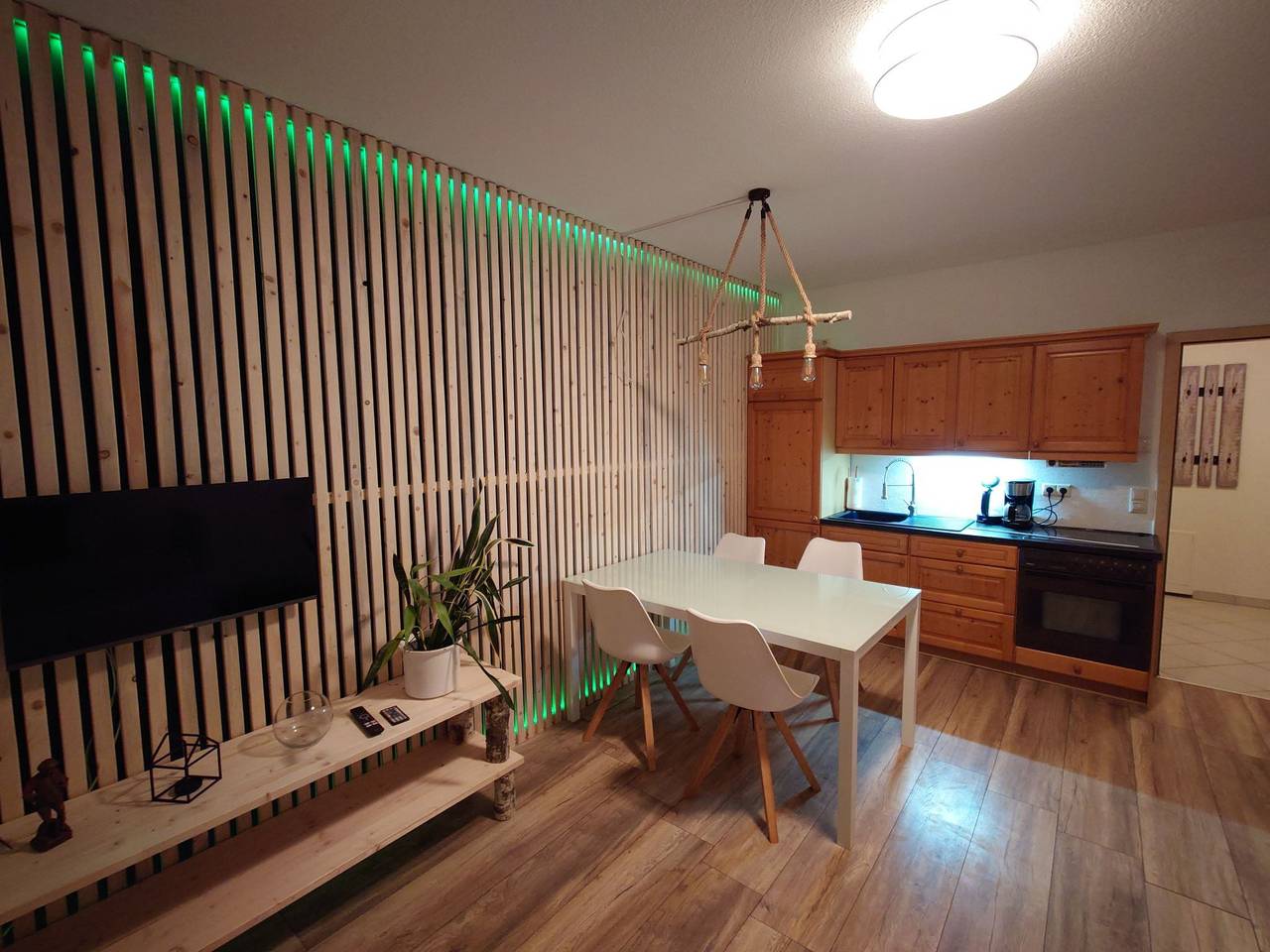 Ganze Wohnung, Kerstin in Neundorf, Thüringer Schiefergebirge