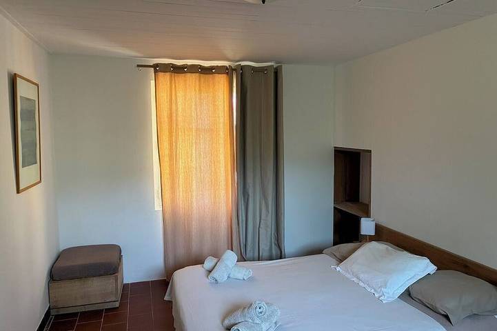 Location de vacances pour 3 personnes, avec jardin et terrasse, animaux acceptés à Galéria - 2