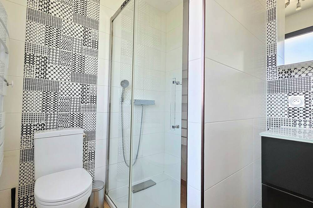 Maison 3* années 50 3 ch,6pers,centre plage à pied in Royan, Côte de Beauté
